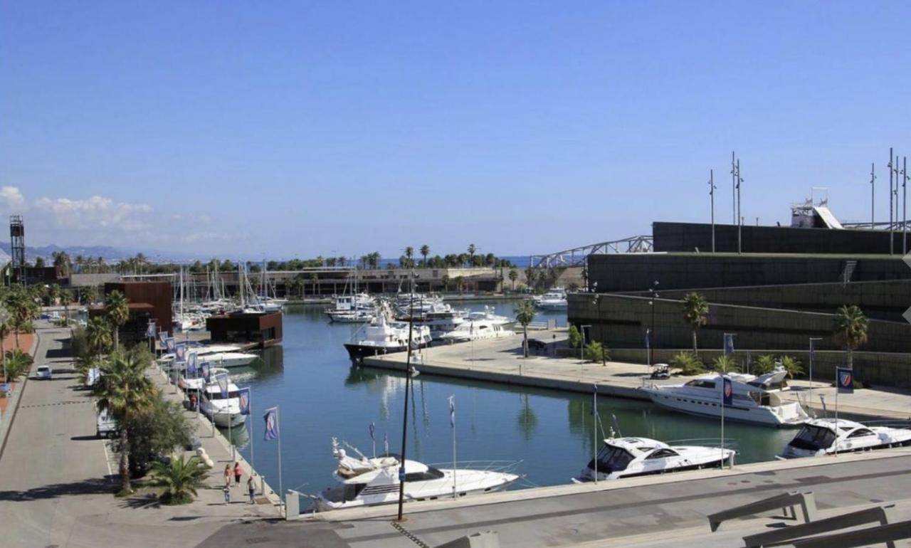 Beach & Culture Barcelona Port Forum Penthouse Apartment サン・アドリア・デ・ベソス エクステリア 写真