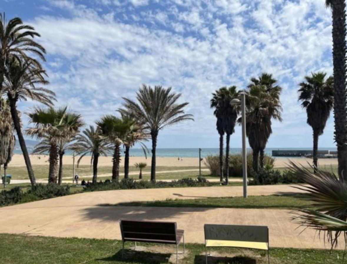Beach & Culture Barcelona Port Forum Penthouse Apartment サン・アドリア・デ・ベソス エクステリア 写真