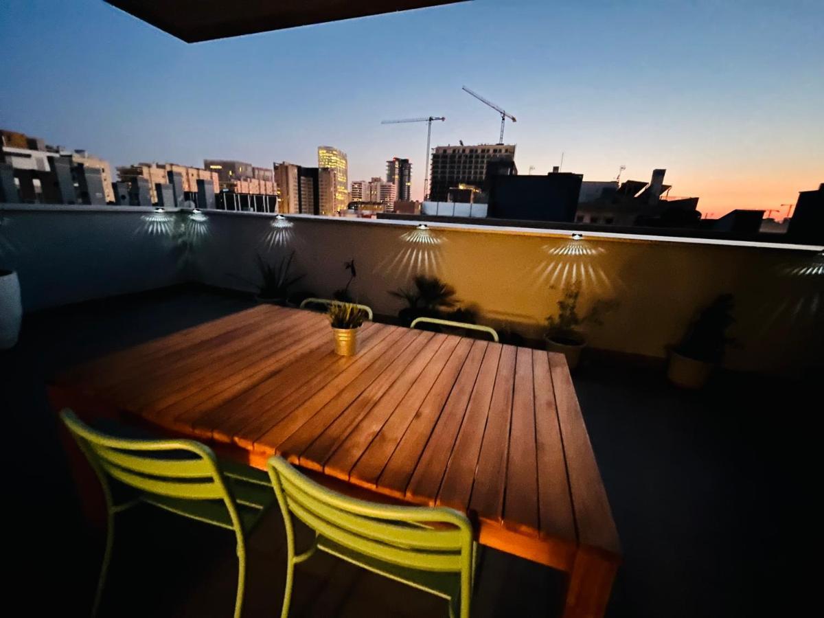 Beach & Culture Barcelona Port Forum Penthouse Apartment サン・アドリア・デ・ベソス エクステリア 写真